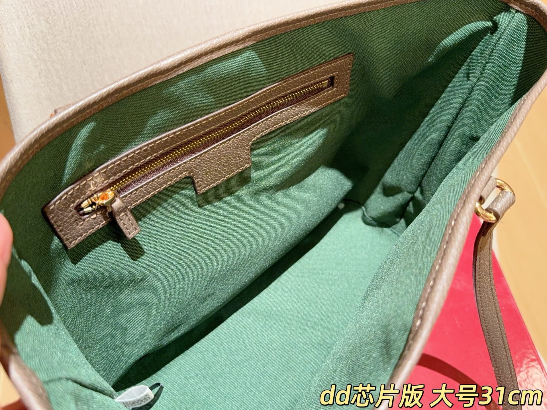 5d0117db1d21625cf4b6634593011857.jpg