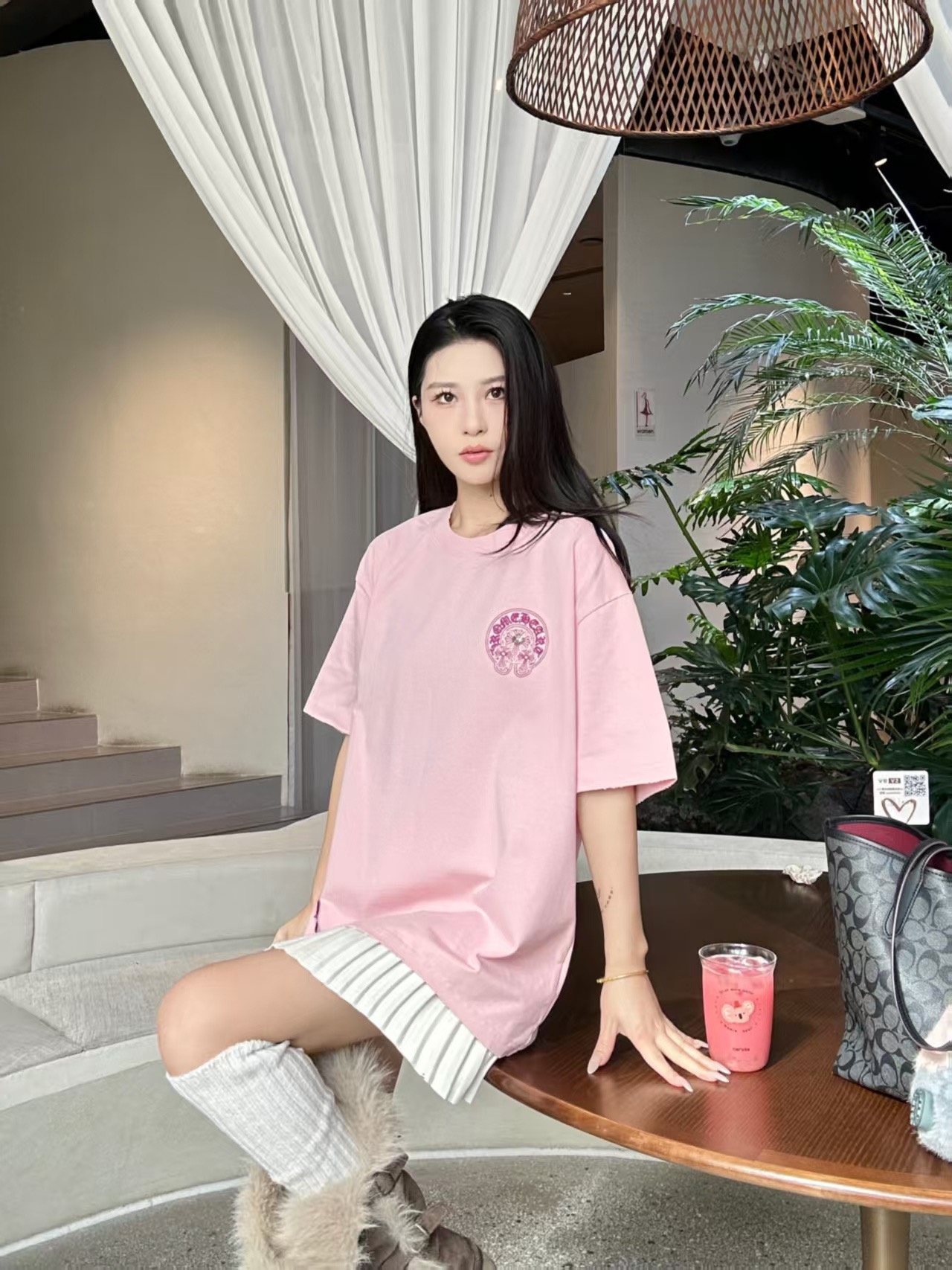 6ff75f099b1e9ad6082a5541d682a56e.jpg