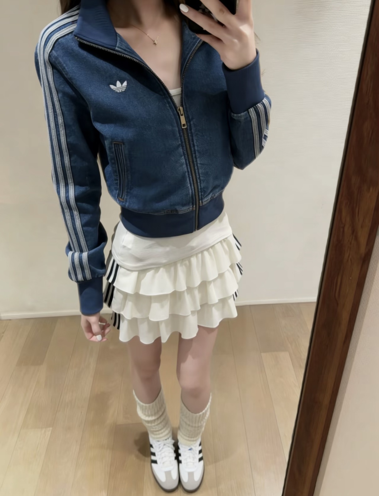 7583adef1de26de7625b35c0b3e06d7a.jpg
