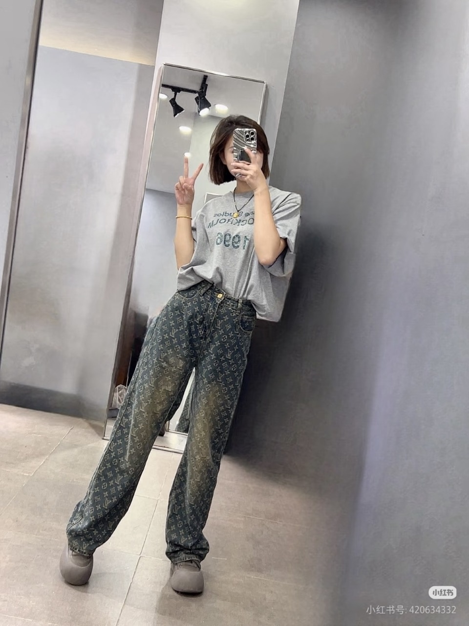 b0c1036d9e22a724fa83ae759b3a920a.jpg