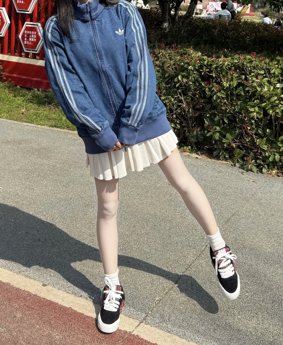 b3481fbe485400fb82e85e3cecc2f2dd.jpg