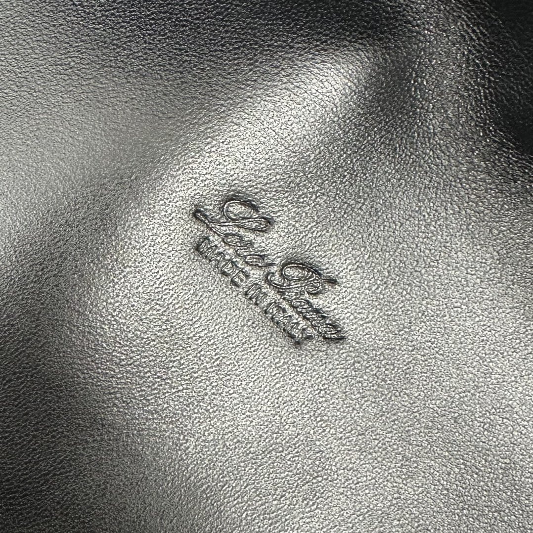 c44dade1240dcb26cfb745f5c80aeb39.jpg