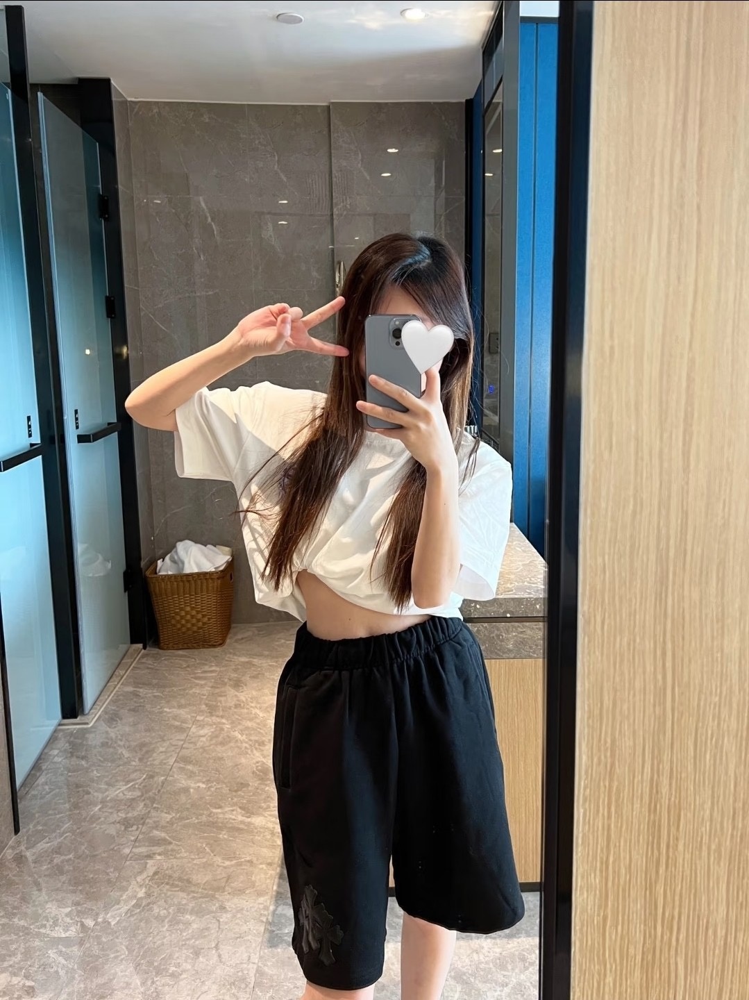 e0a72462ac7519f6114c7c269dd23479.jpg