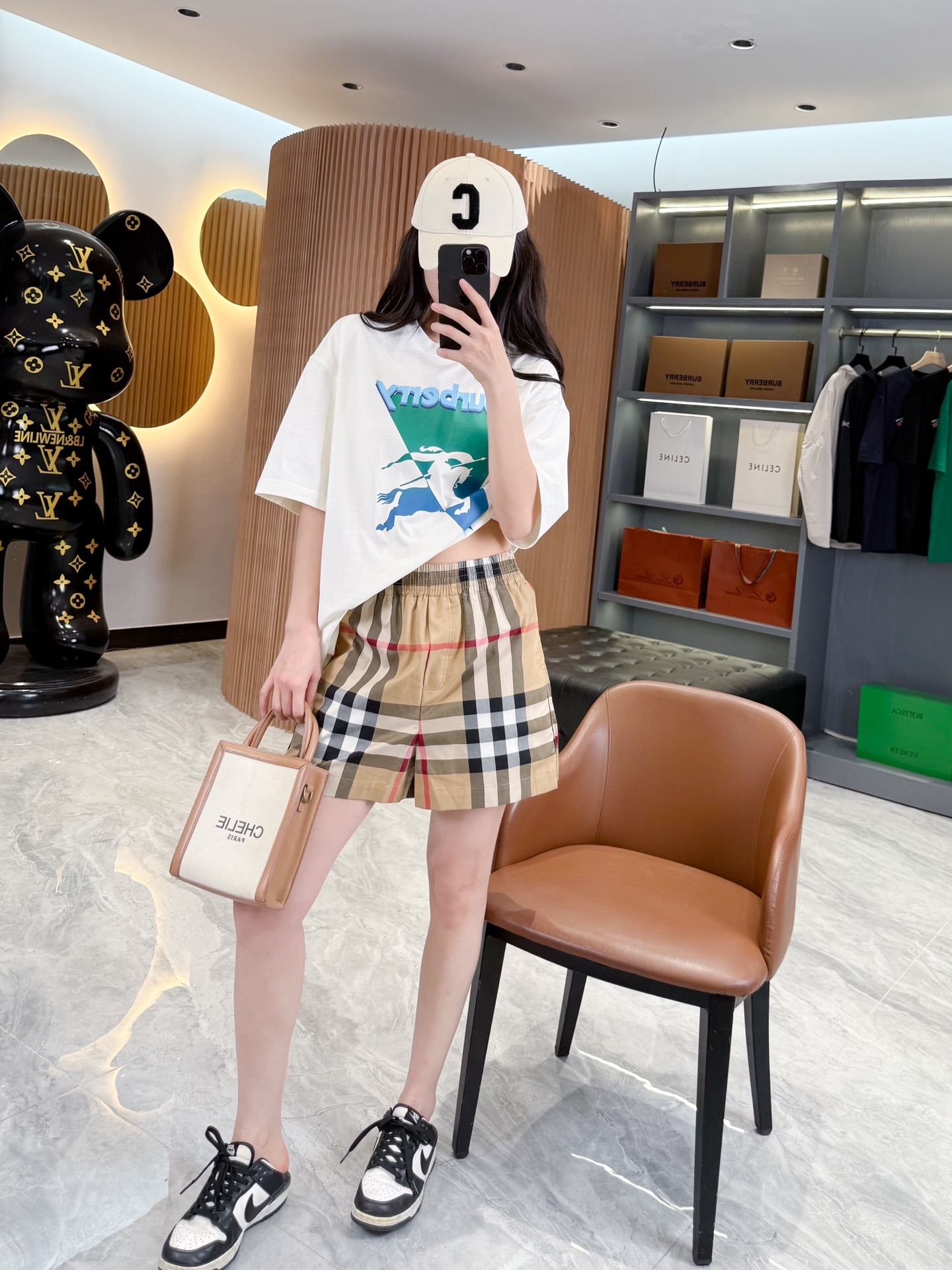 fd190429febef3f645de76cc9763a644.jpg