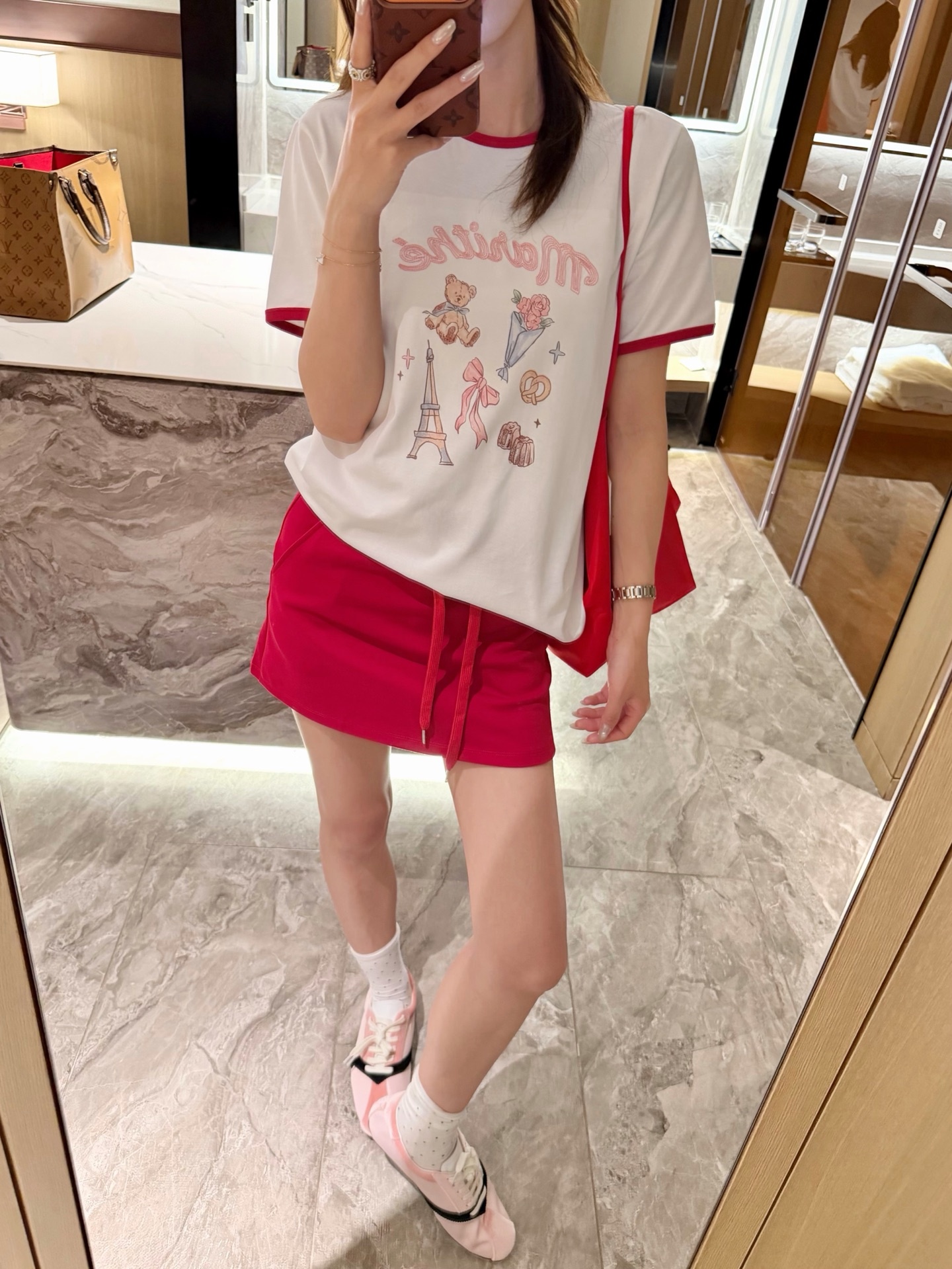 2101bb735769a65ce09693e0a40da7b9.jpg