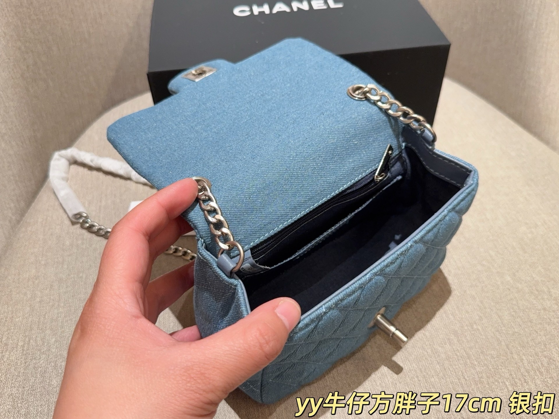 57d8655f4421ab1ad11cc50d42f5353f.jpg