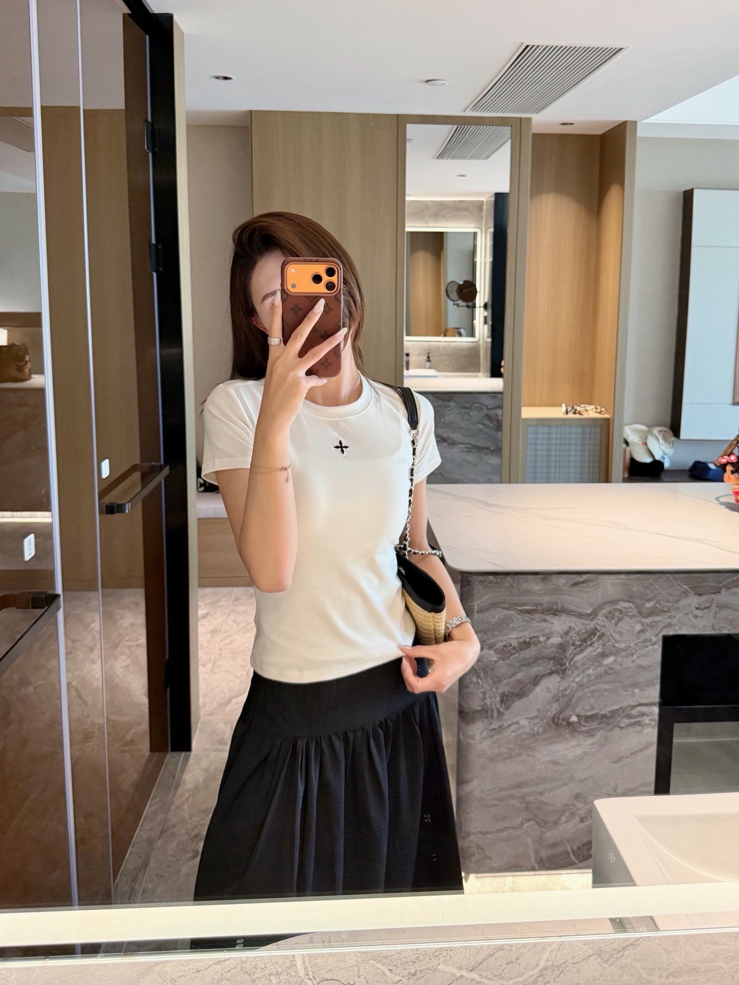 6c046a292cddbc2c7c4ab23213f4a628.jpg