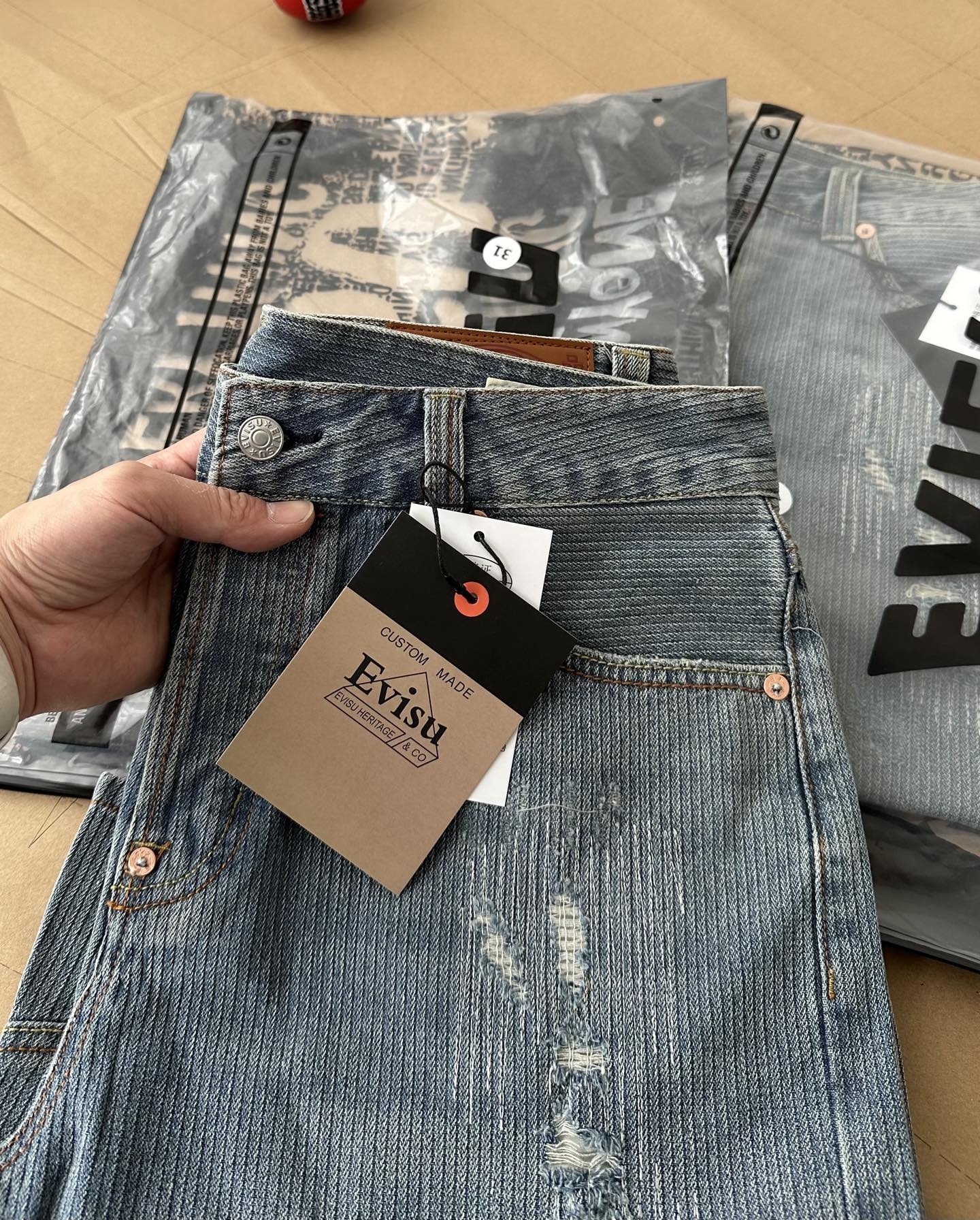 edc808a99a51237f1528bc04dcf2b4a0.jpg