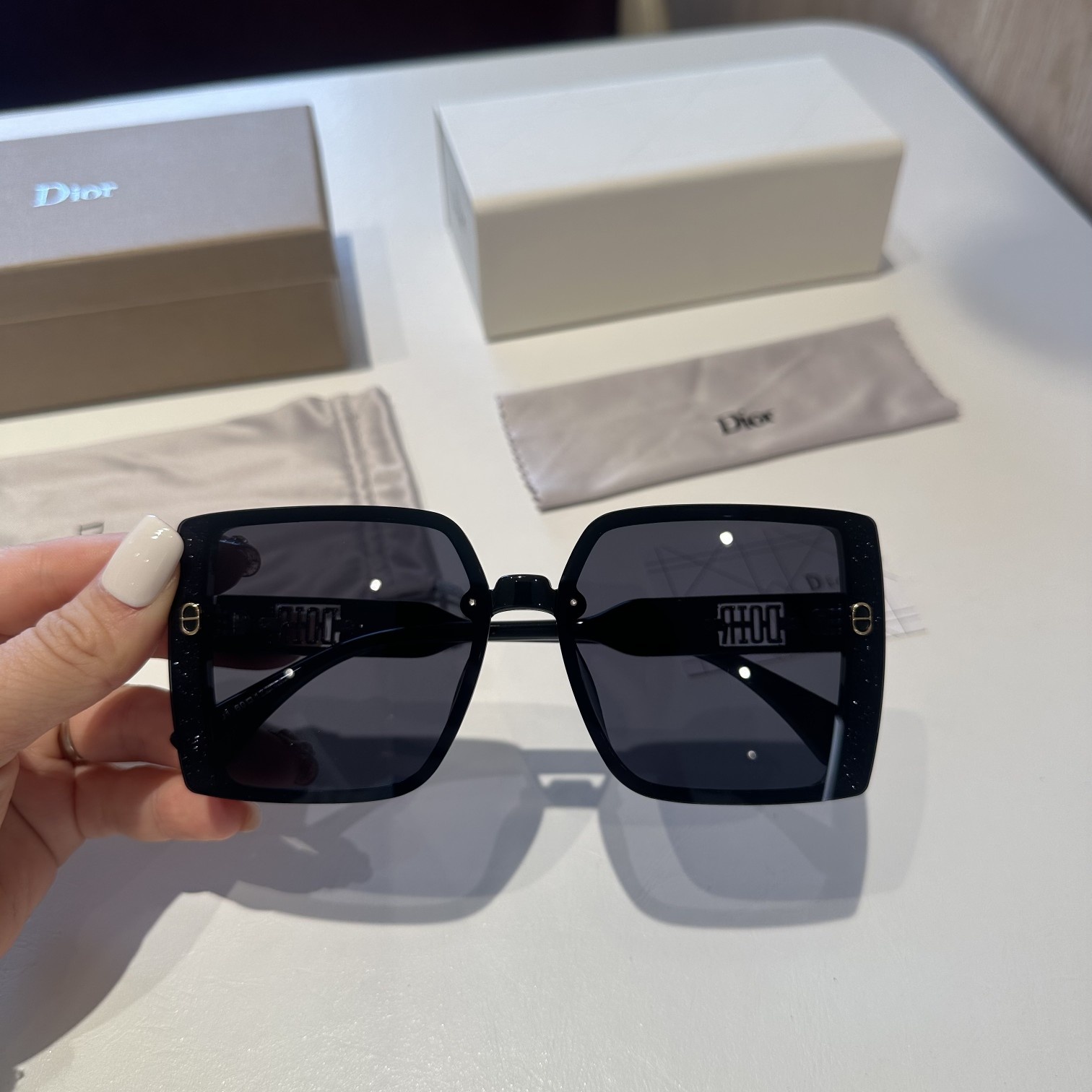 102329cee326a7104be27fe3d620157a.jpg