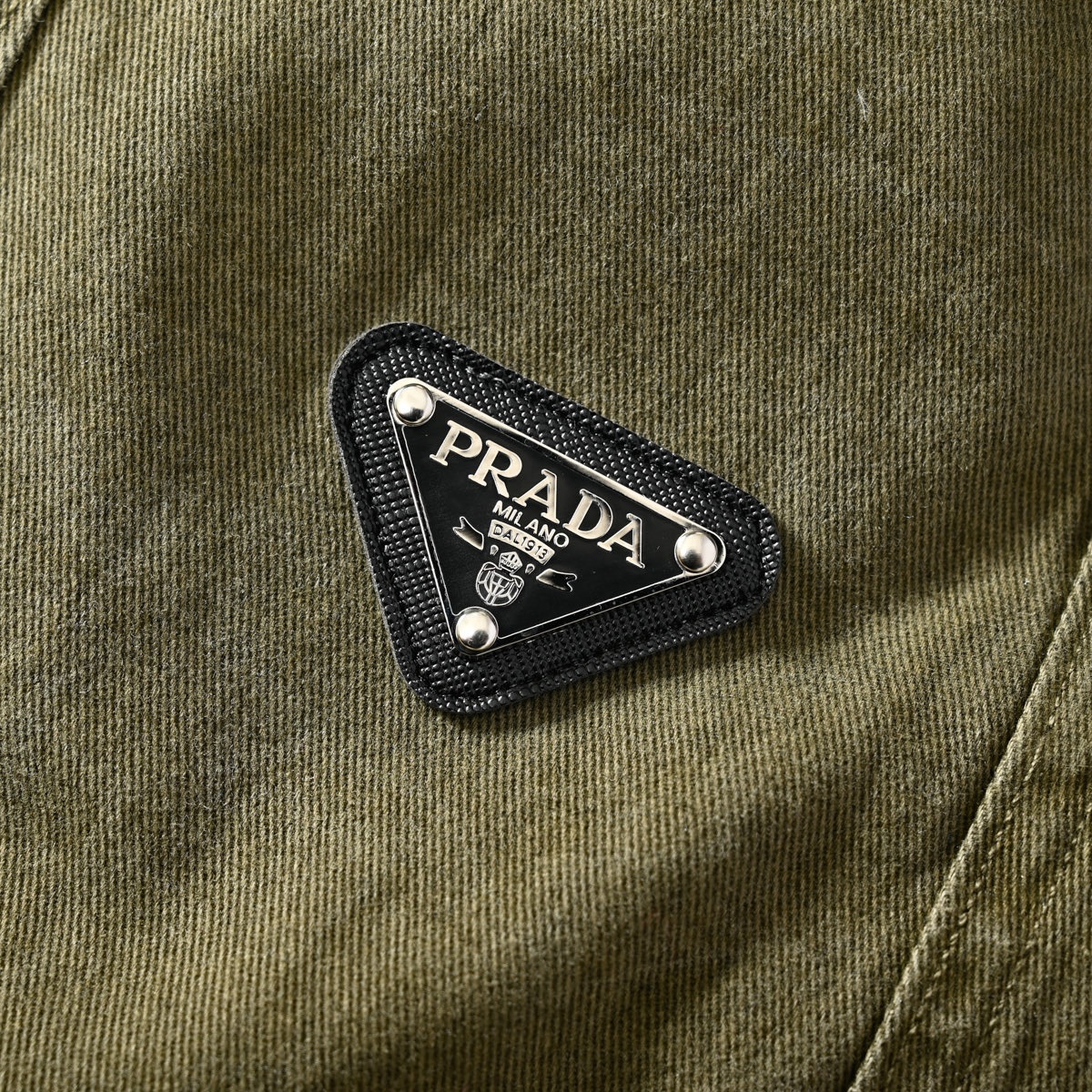 70f2dae52b189a35bc00e24d8de1fdc1.jpg