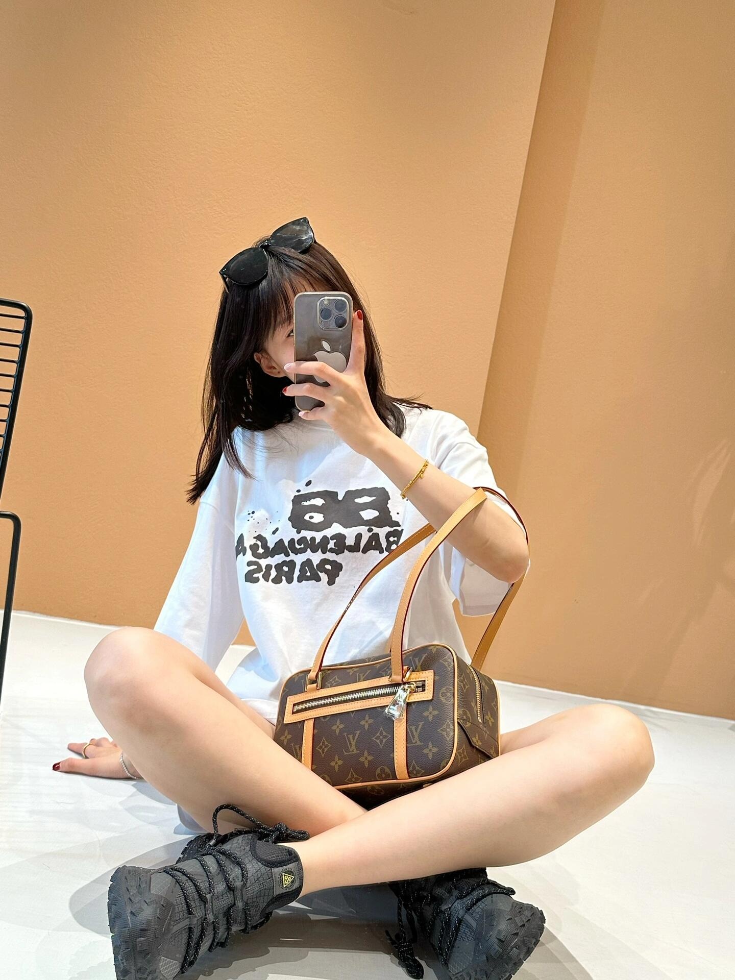 ca0f200400dab5bd2c2aa14c14df6bb9.jpg