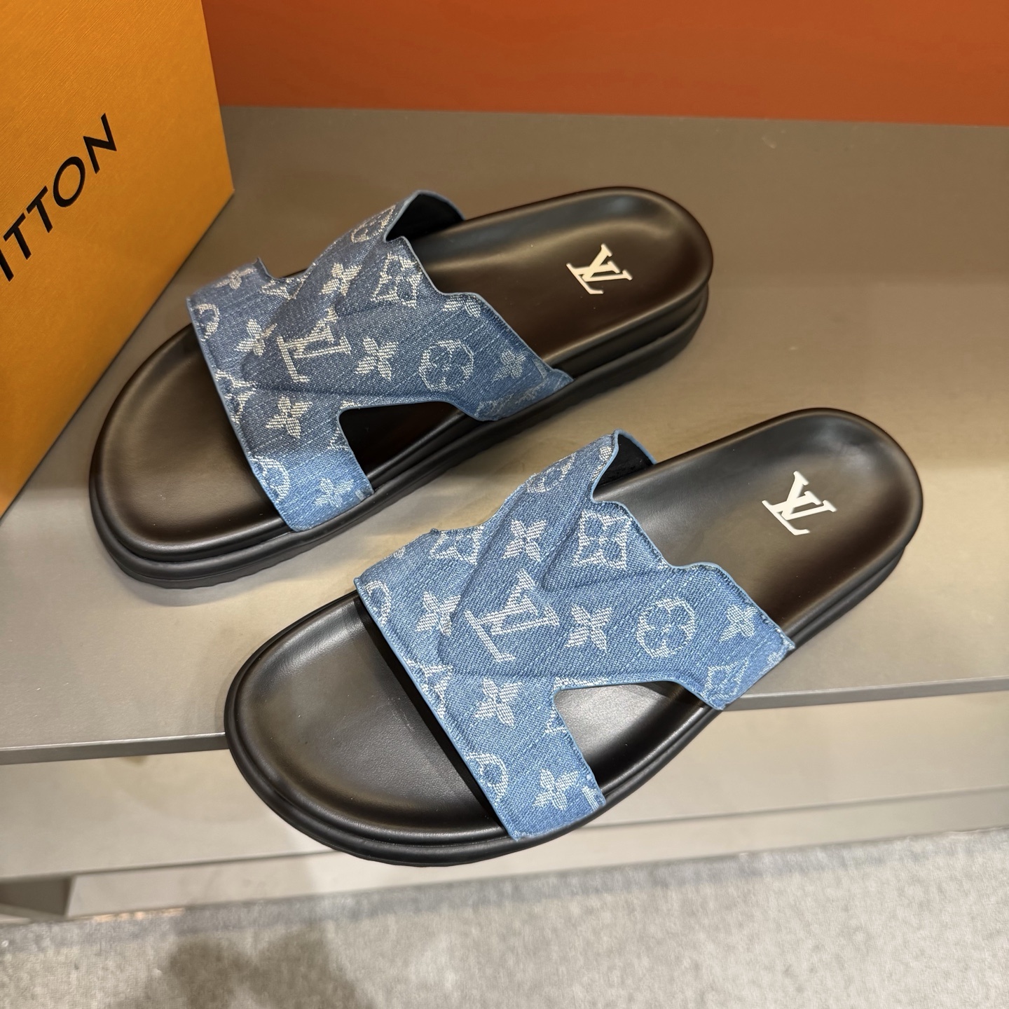 ec2eb825af3b0cb293ca10a3cf436433.jpg
