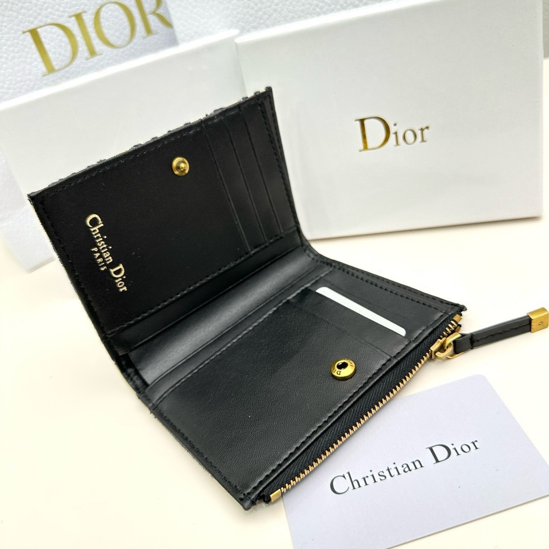 ee414934f96984edc28de66ab0161356.jpg