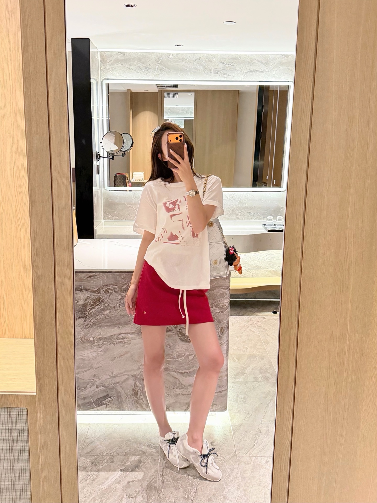 f0bf7c15fef5656f41fb8eb267b8b9f5.jpg