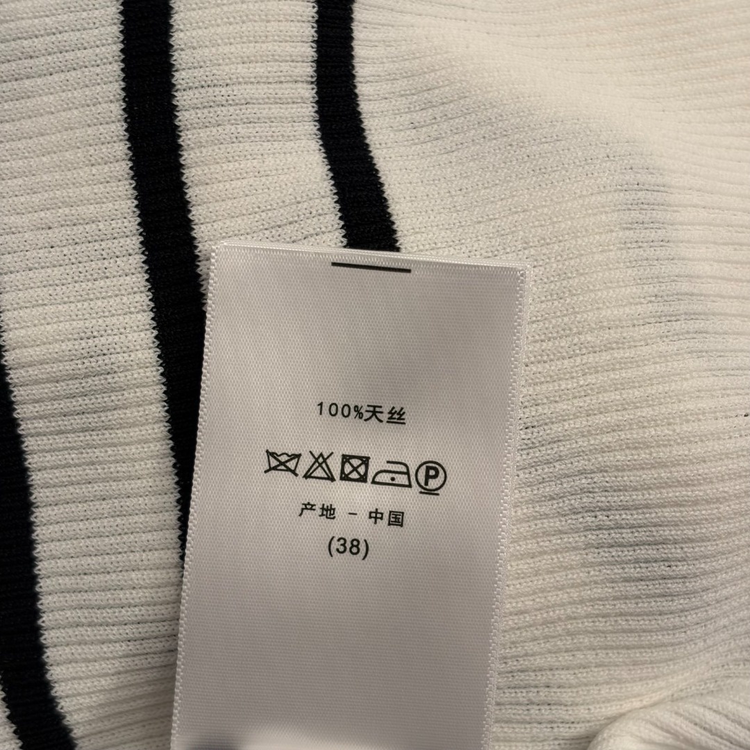 35c2b8f2f2351cc14cd82ecd588e7814.jpg