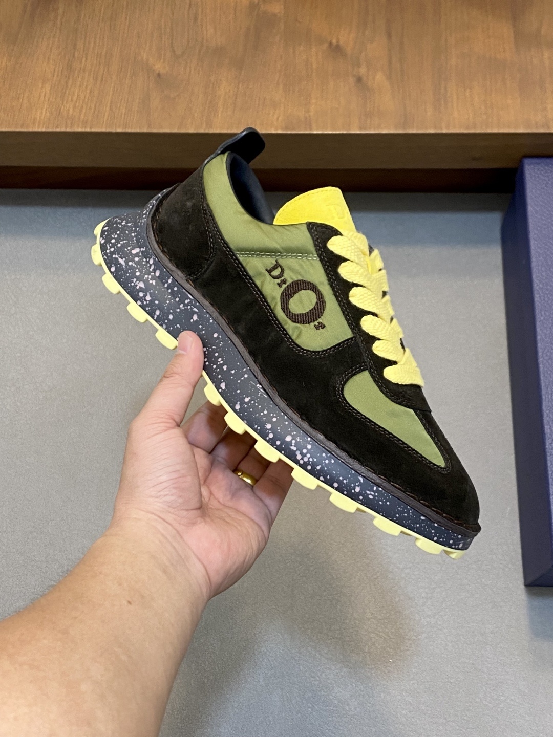 48570dd6e79b2f3b0bdc457b229c7910.jpg