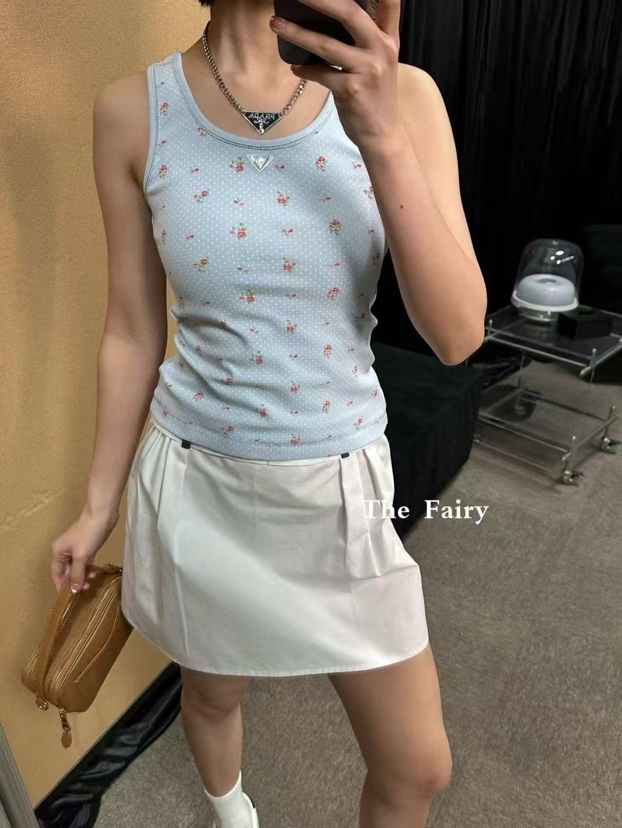 61c3d6402818508815ab989c3fcc7b65.jpg