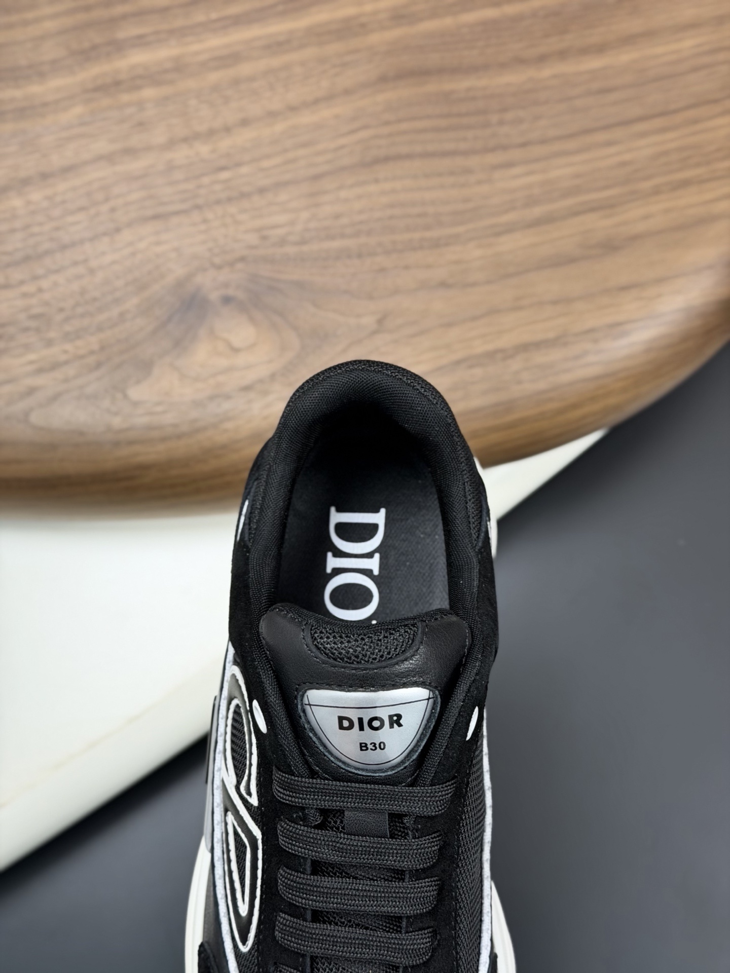 d8490bd3ef9093e2e25d9d7166a27ed2.jpg