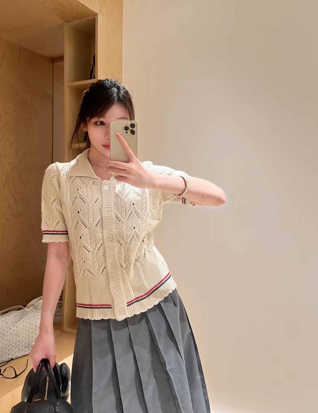 04a3ed1a172111957a904548496b6528.jpg