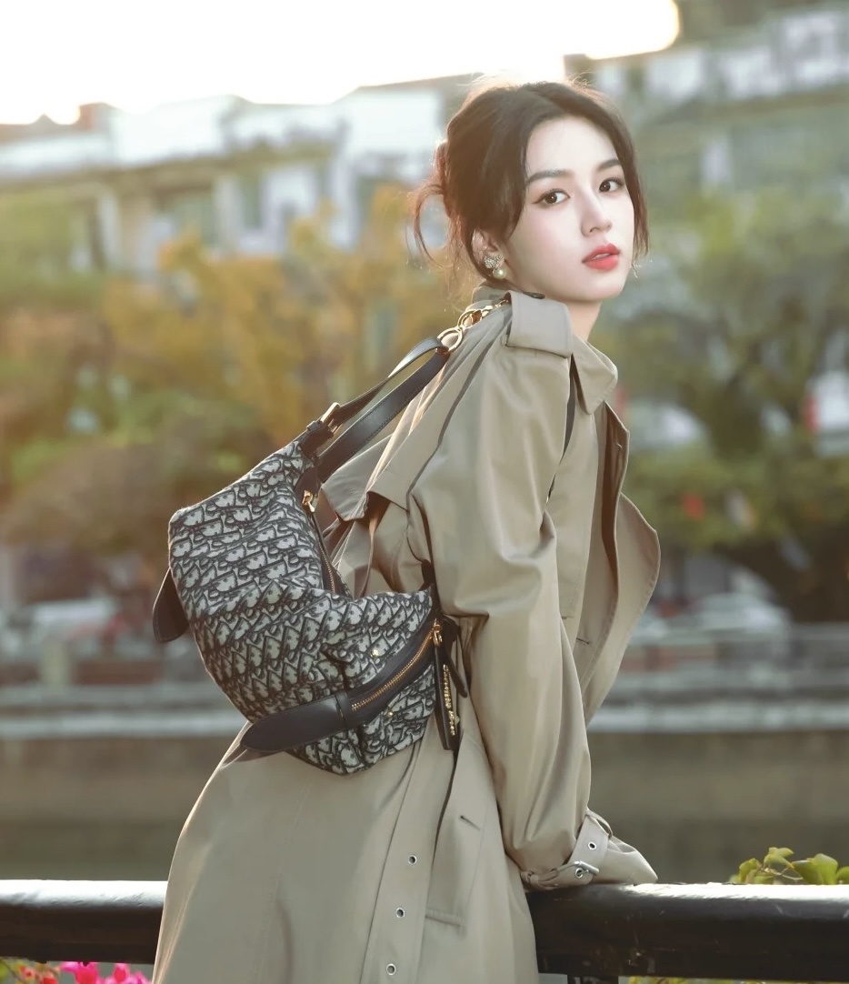 19380b7184136af70e54bb1bcb92fe02.jpg