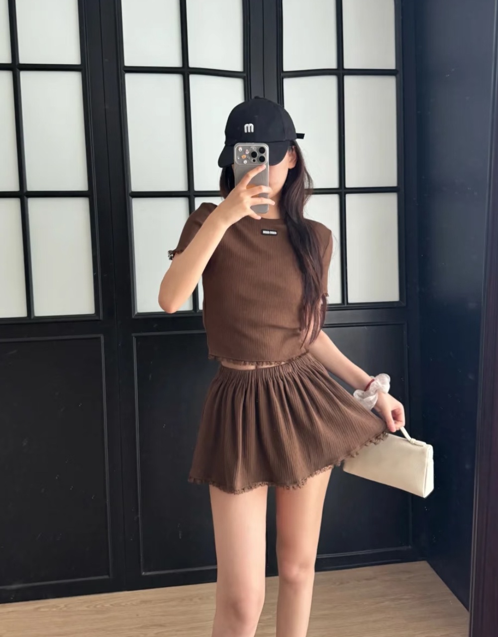 1c1eadc93f84a6a6703823f1f0b214e6.jpg