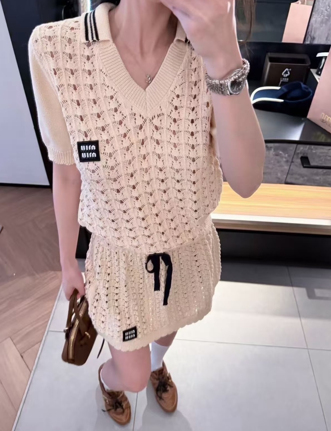 24c6ed5e3c377c8fd8c2ce232b650a30.jpg
