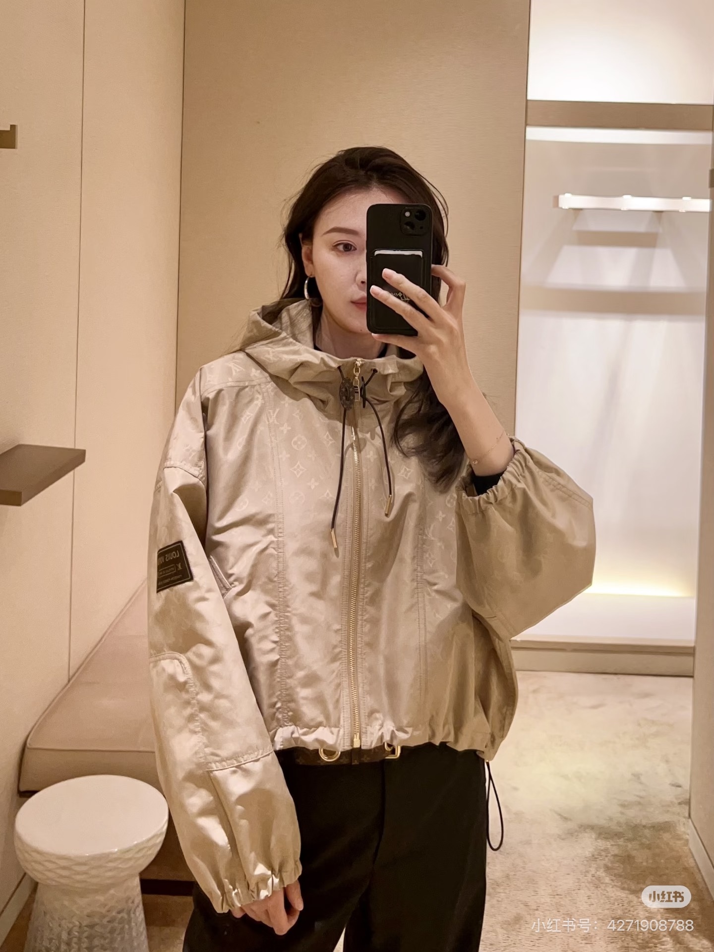 364531d328ecb0231807c80bd5a56e10.jpg