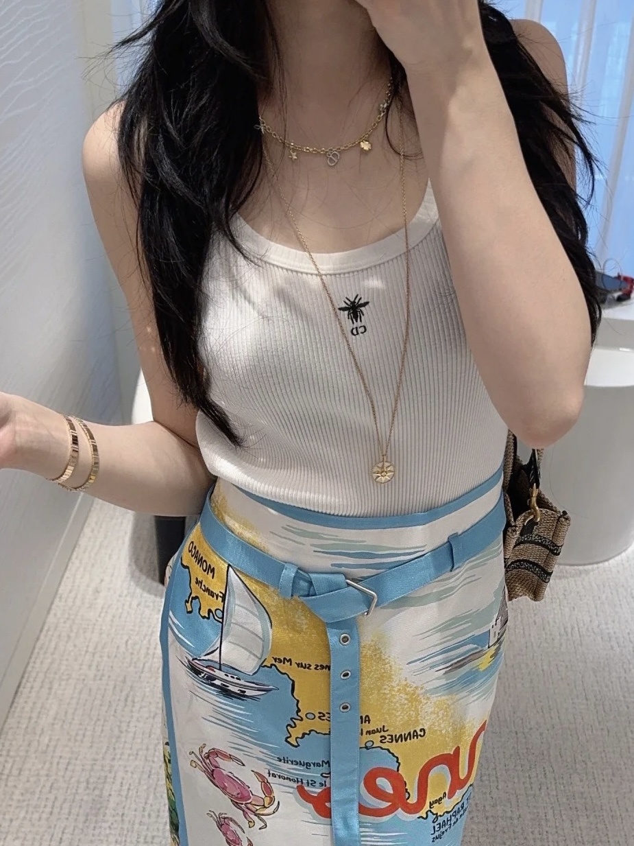 40c97820d77dd53194b9c387af44f51f.jpg