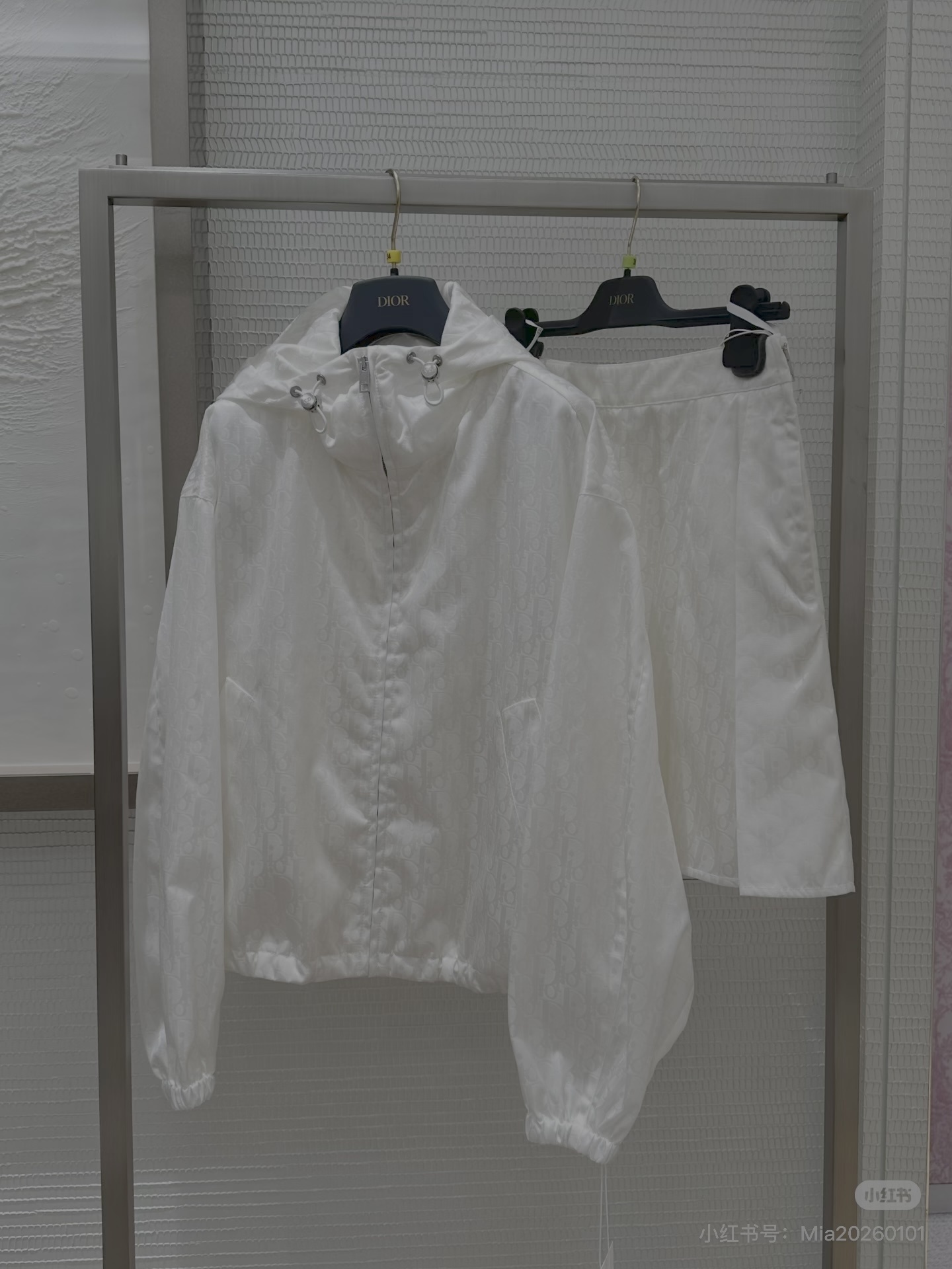 4c7e2cbb0049cb0c942f3517f49cb53a.jpg
