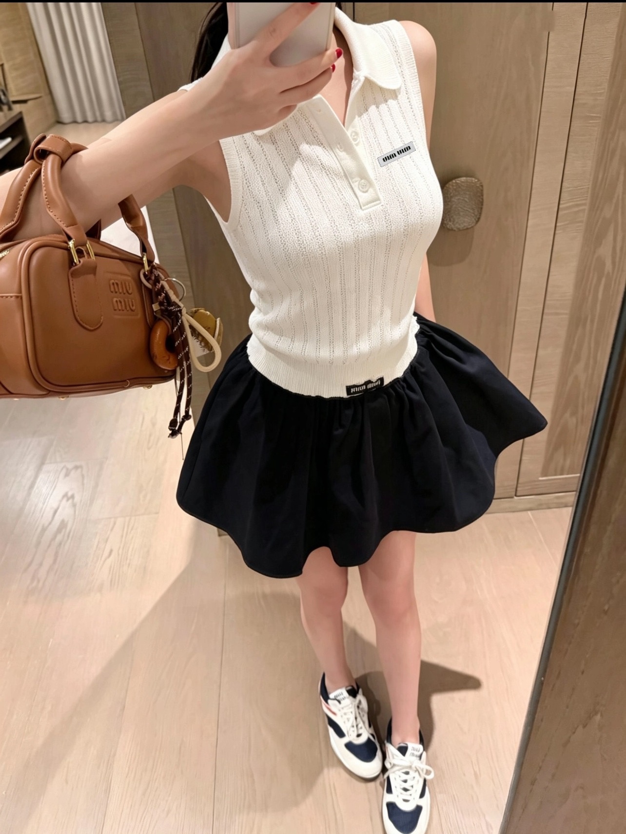 5f3b89a253e8c1421684c1673f2f8f0f.jpg