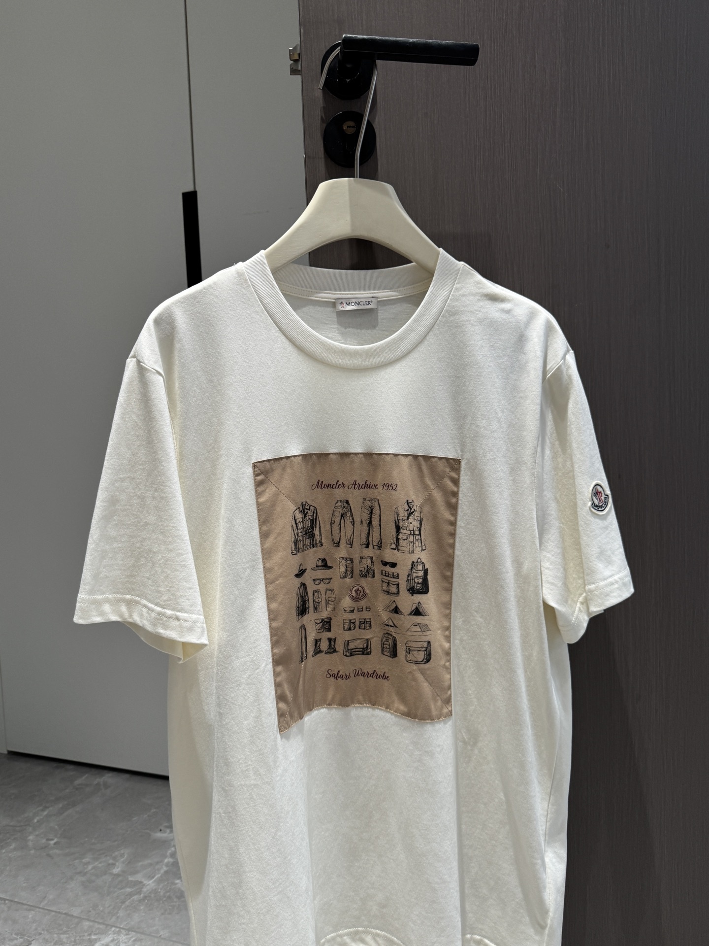 7673c431033cb642bac66ae3118e9707.jpg