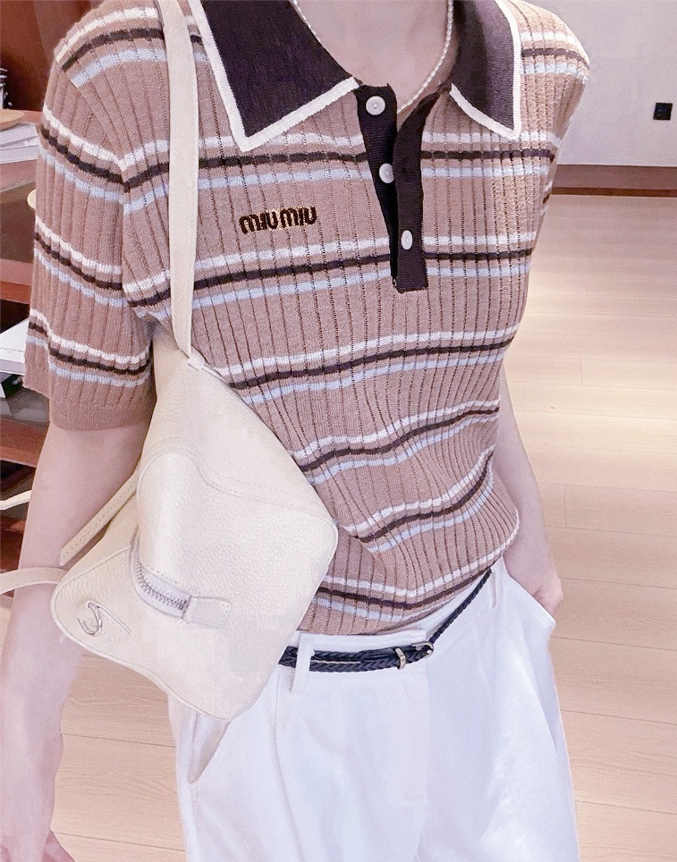 8649a2de6c38a6168d8f867fae891a03.jpg