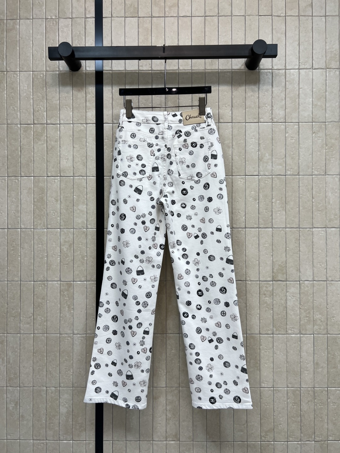 8a11fa64be97778d78e7be53cff68778.jpg