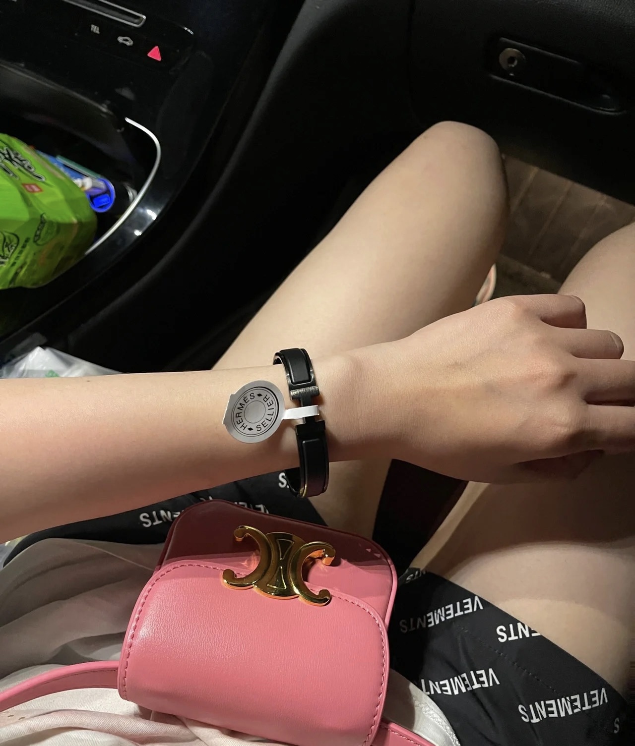 bc67ea86c4d1e5839e8335a6d11fce0a.jpg
