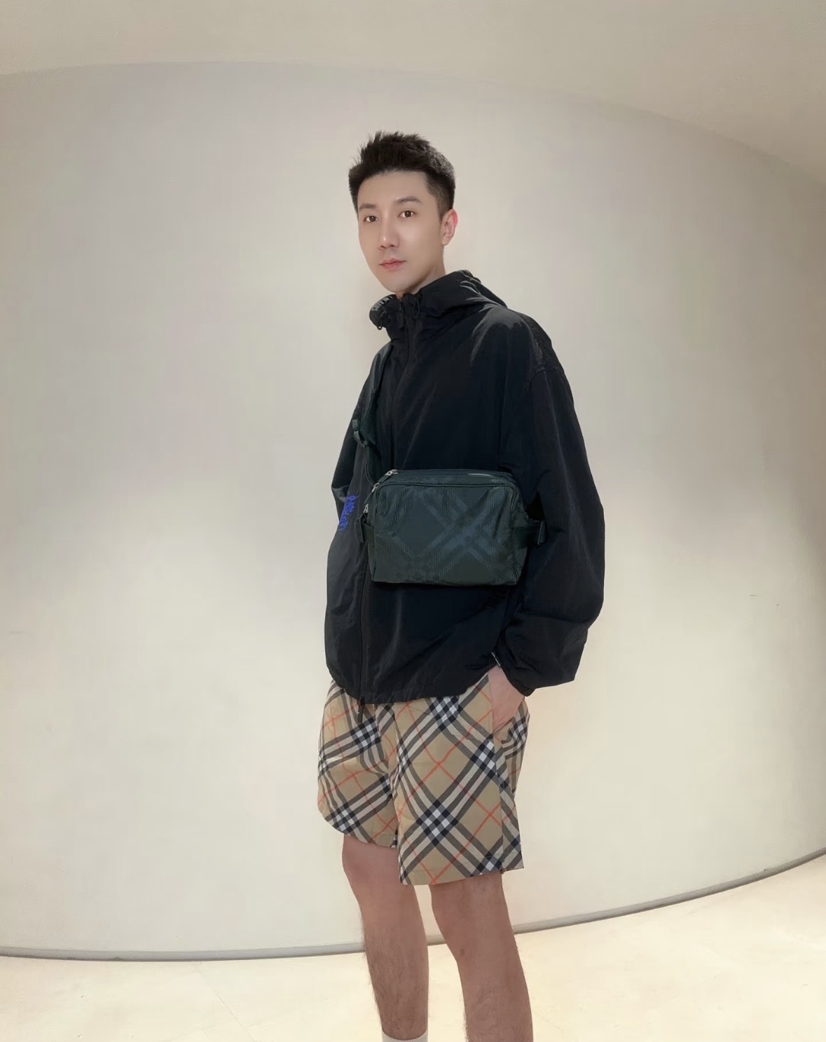 cc89bd9734f8408c88cc08daae8c6872.jpg