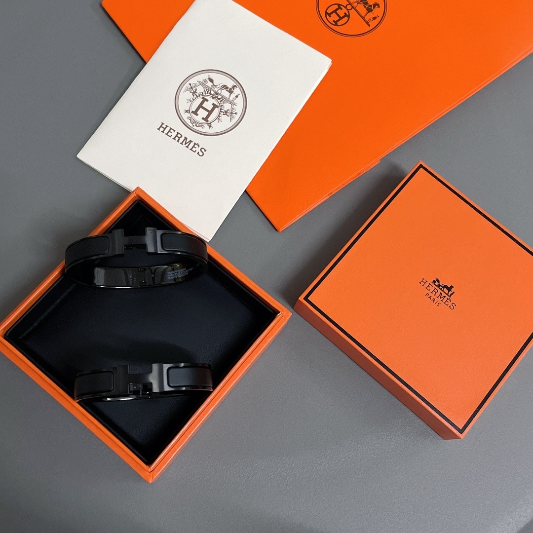 ce869e28961580c1272a2d2a56d5af87.jpg