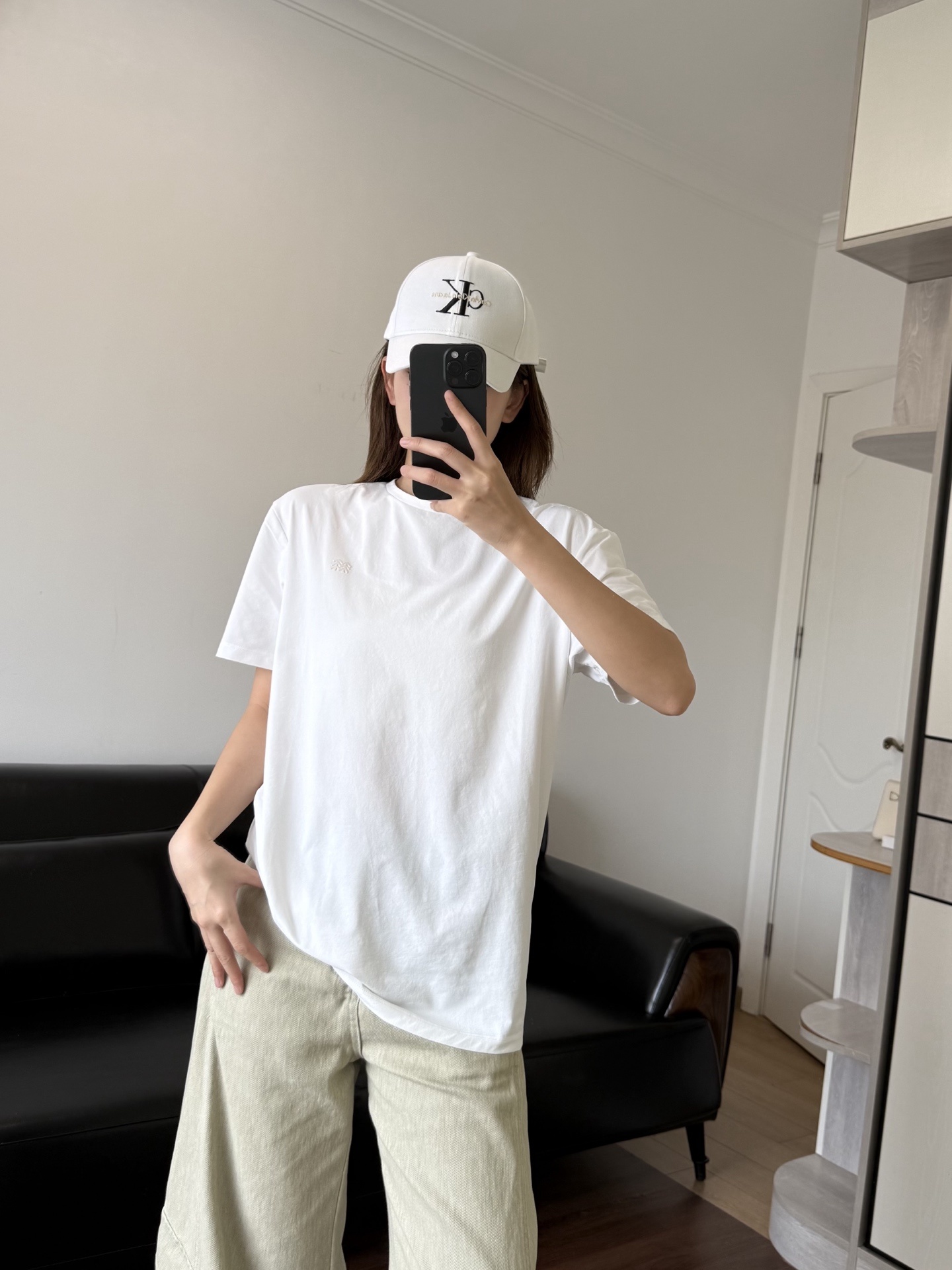 d79c5cadc8c9a44c1b8cc9e5e1a37122.jpg
