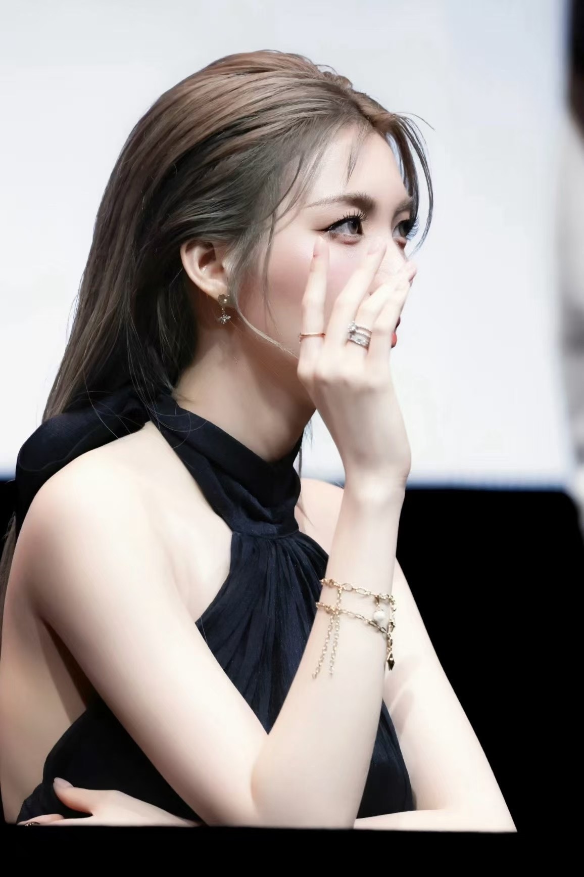 f461879ac0a6a3a34db43076e828d2d4.jpg