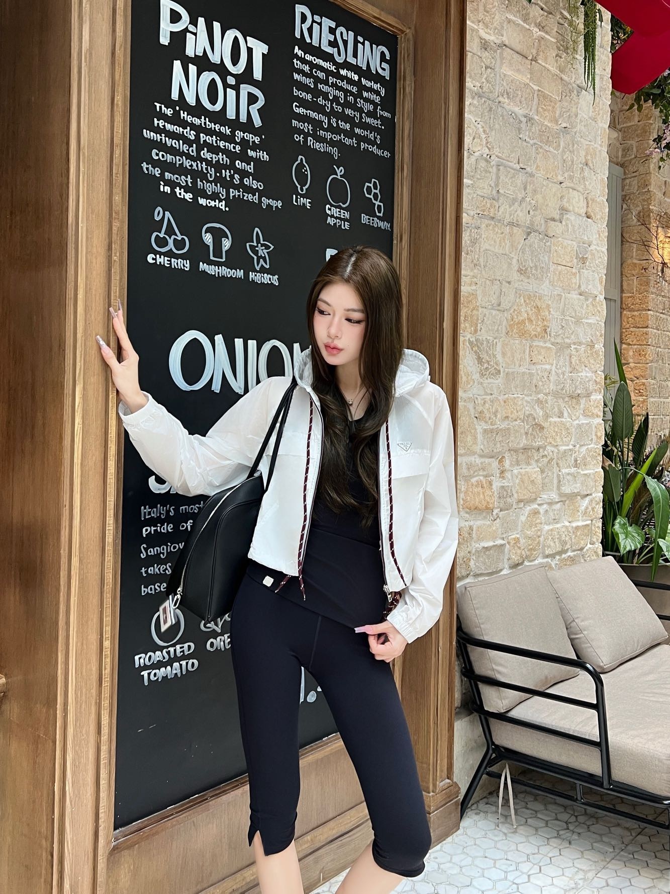 f64a98ce0ee37ad13e82d86d3661b9fe.jpg