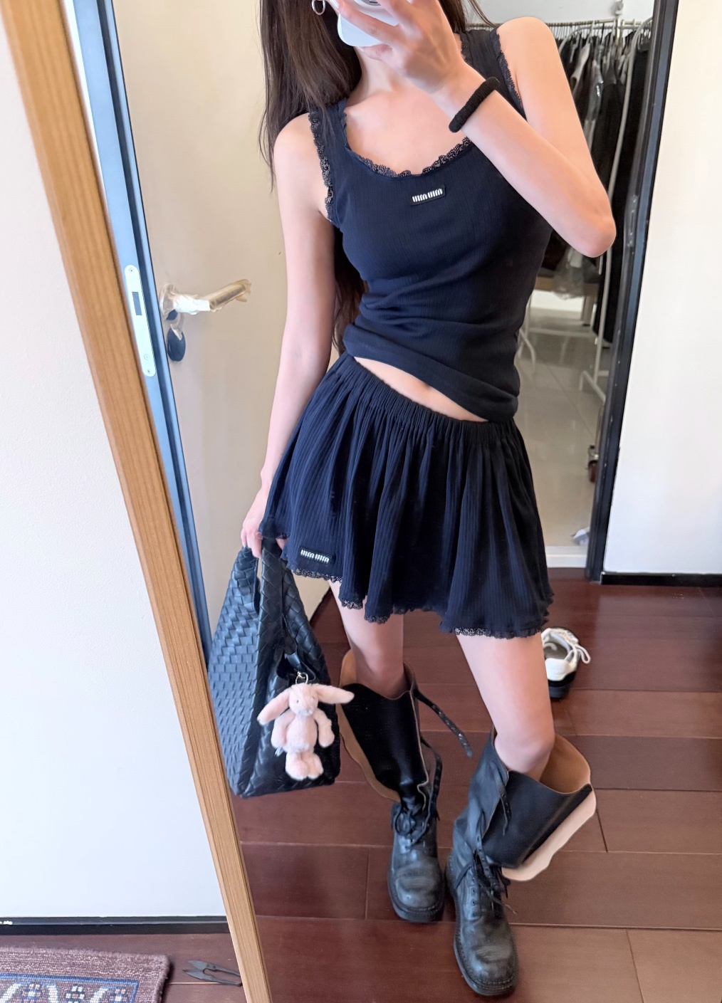 f6f9aa6d431fa4631a6cc2c963d5be61.jpg