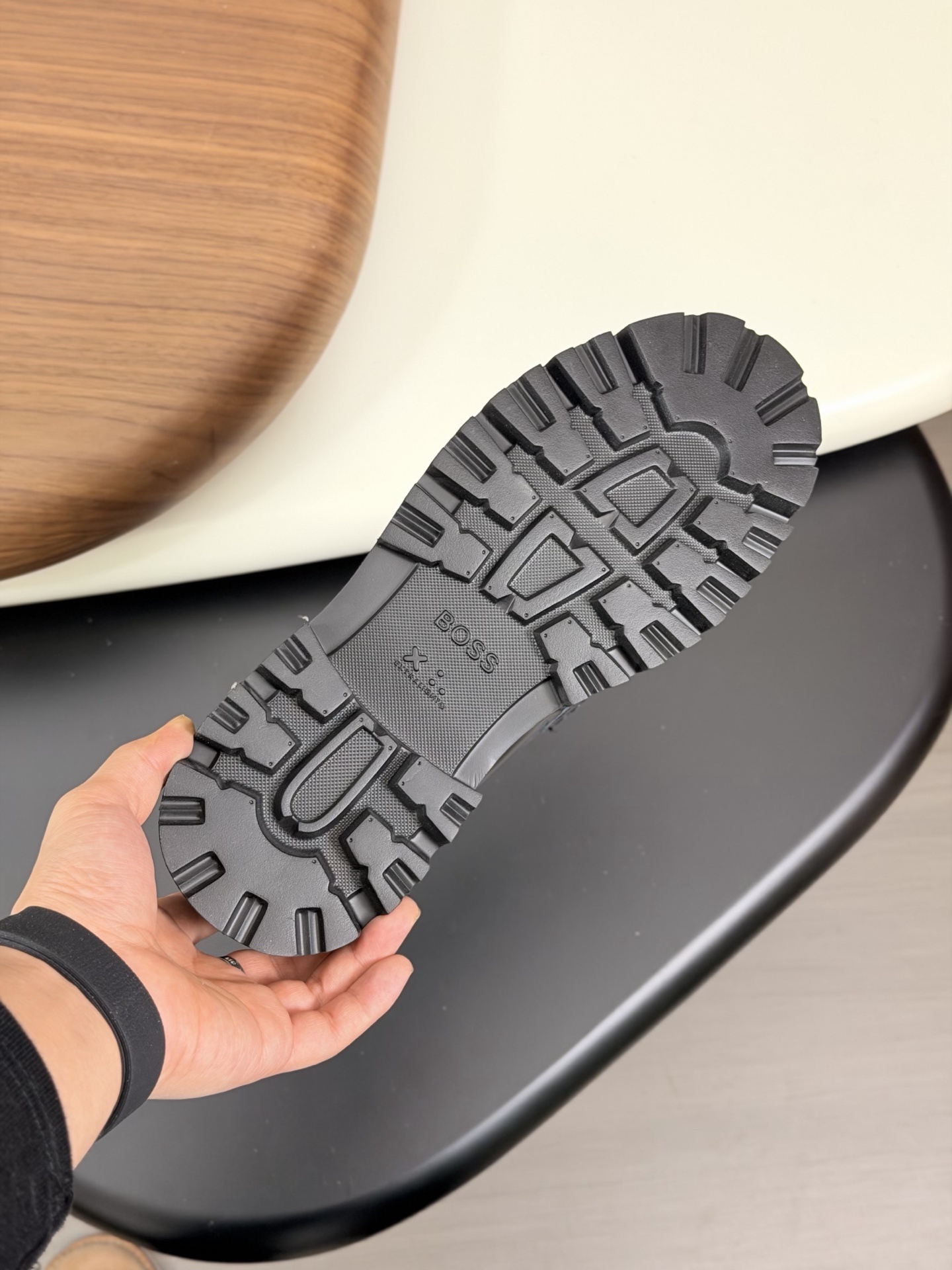 f81e766090ff8567d1dea0d0b08927e3.jpg