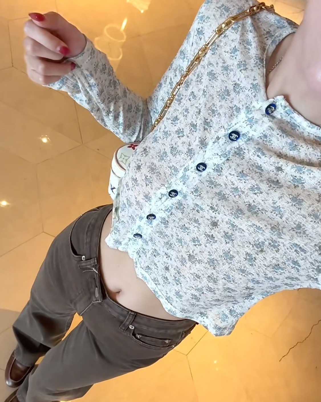 fc51382c8ef798123b10cc9c9ed748d9.jpg