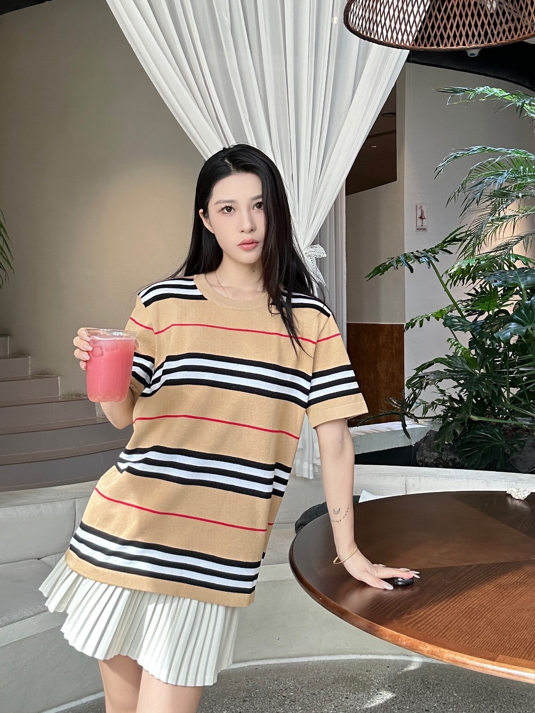 0e802625c2c460c1095f112300efebc7.jpg