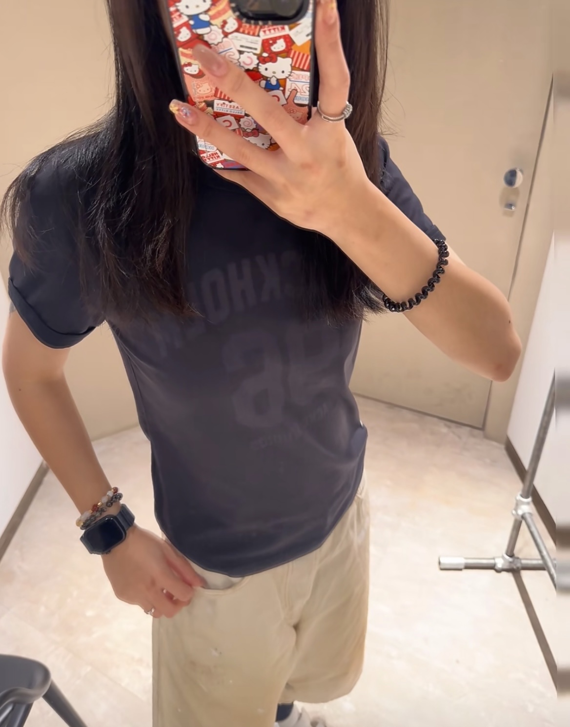 0f1d570ee334412a969d63d5691a3ff3.jpg