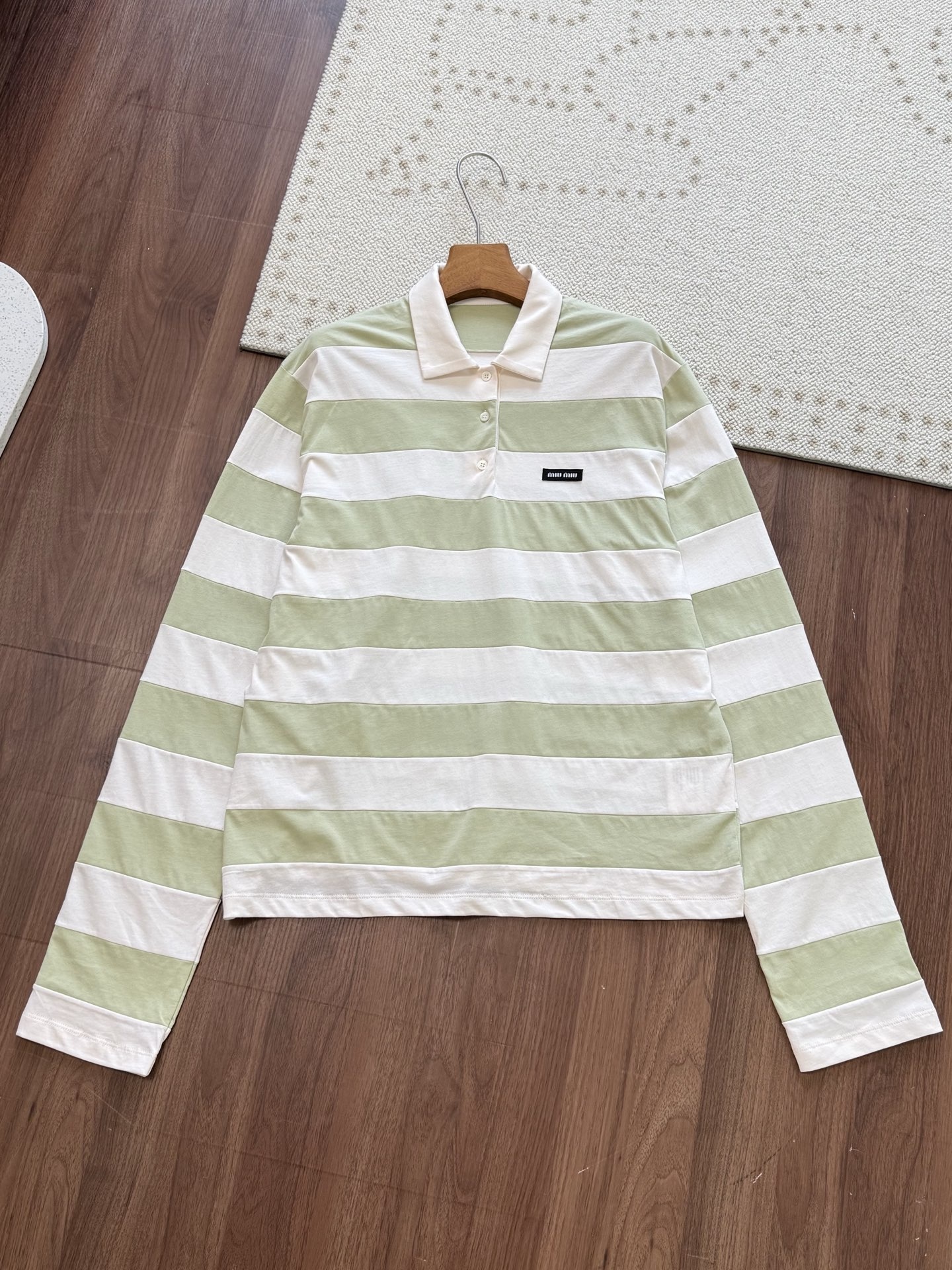 251f65ae915610d9e1ff68cb3b0f2fb6.jpg