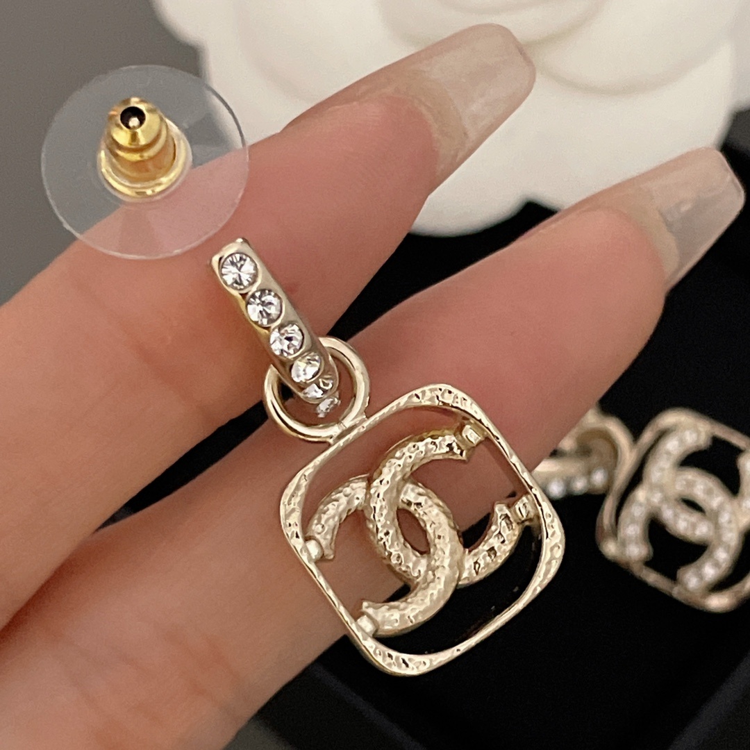 25b5fa9fd045d31a4cc3ea2200cc7b57.jpg