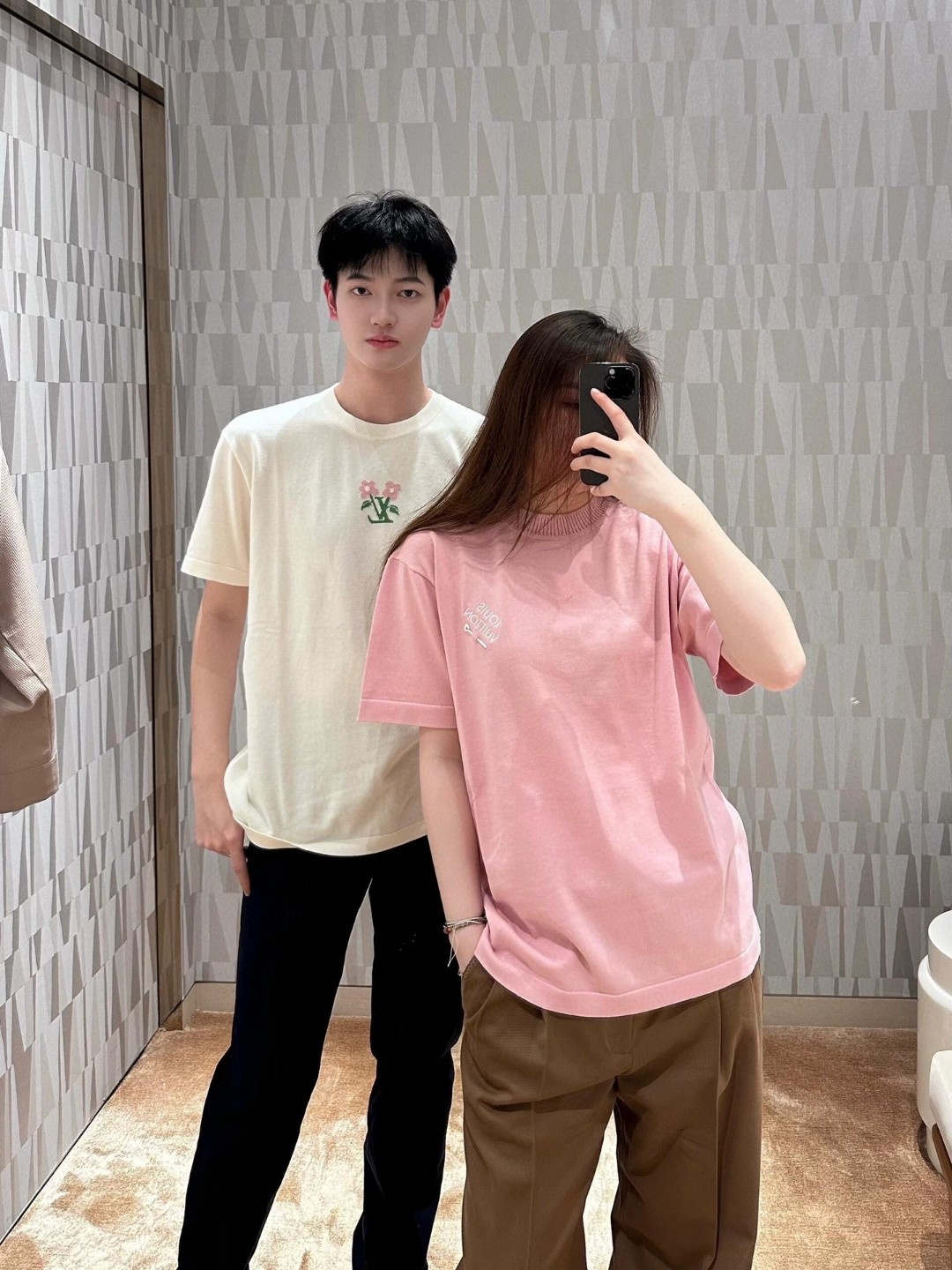 5216db6d7a72bfbfb024ee2617a7b843.jpg