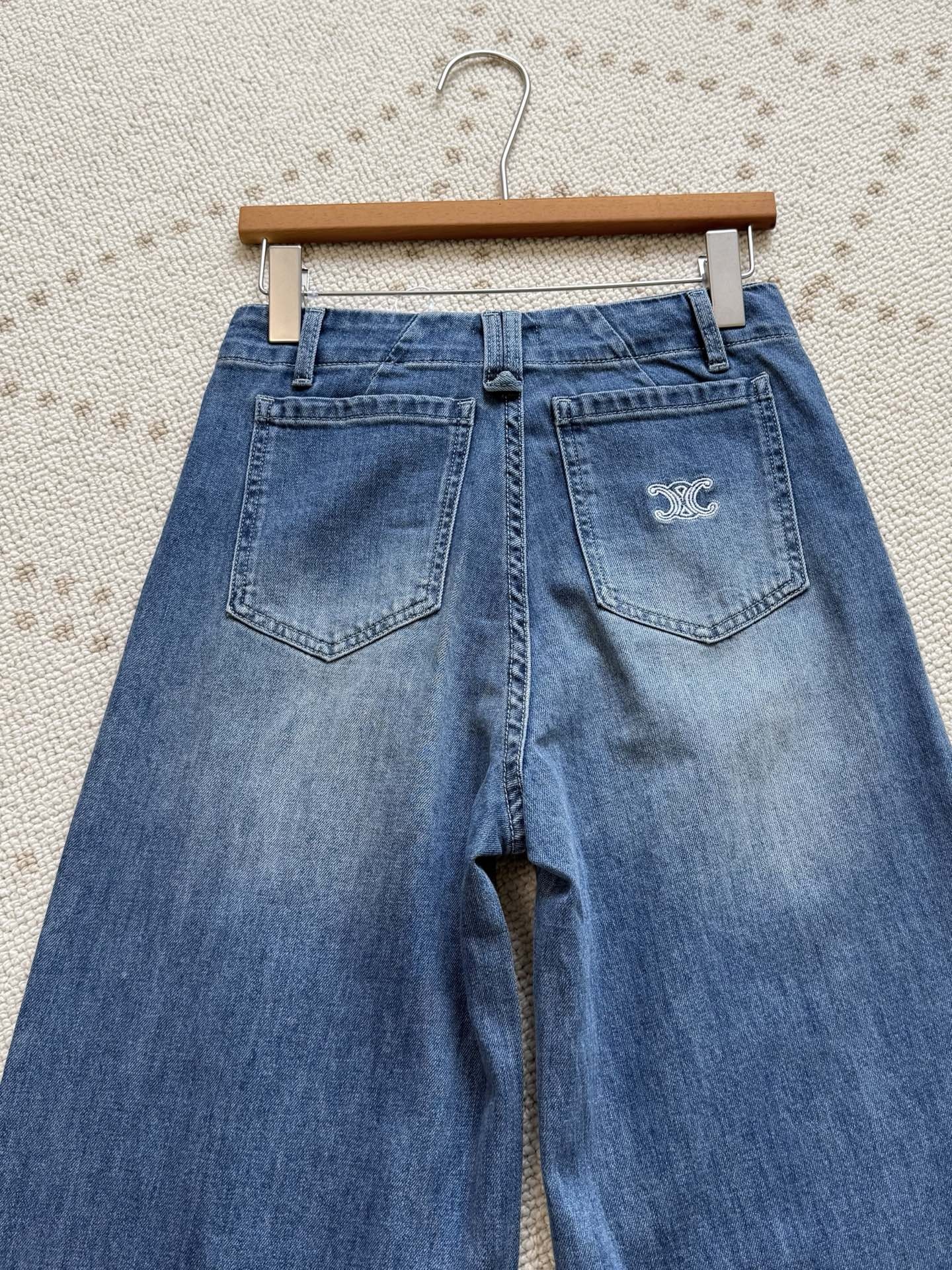 52dd562d7e9b689f200c66143ff6d25a.jpg