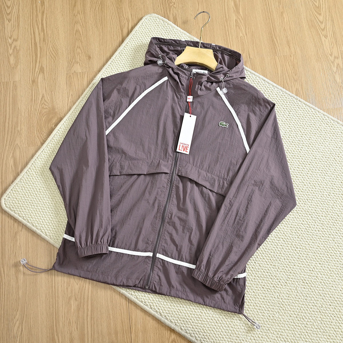 58fd1be3b2a89662fda85c883fc1b3c7.jpg