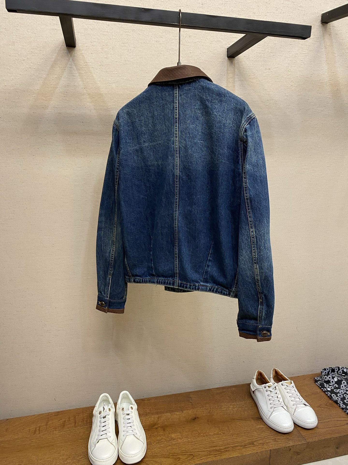 5d2de95d7400637ba264c3e394ccafdd.jpg